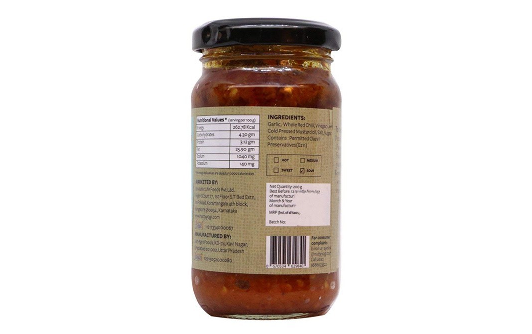Nutty Yogi Rajasthani Lehsun Chutney    Glass Jar  200 grams